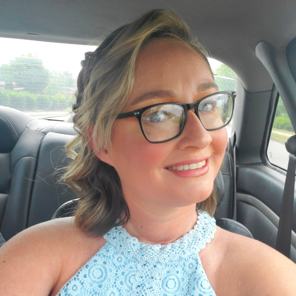 Meet your Posher, Kimberly